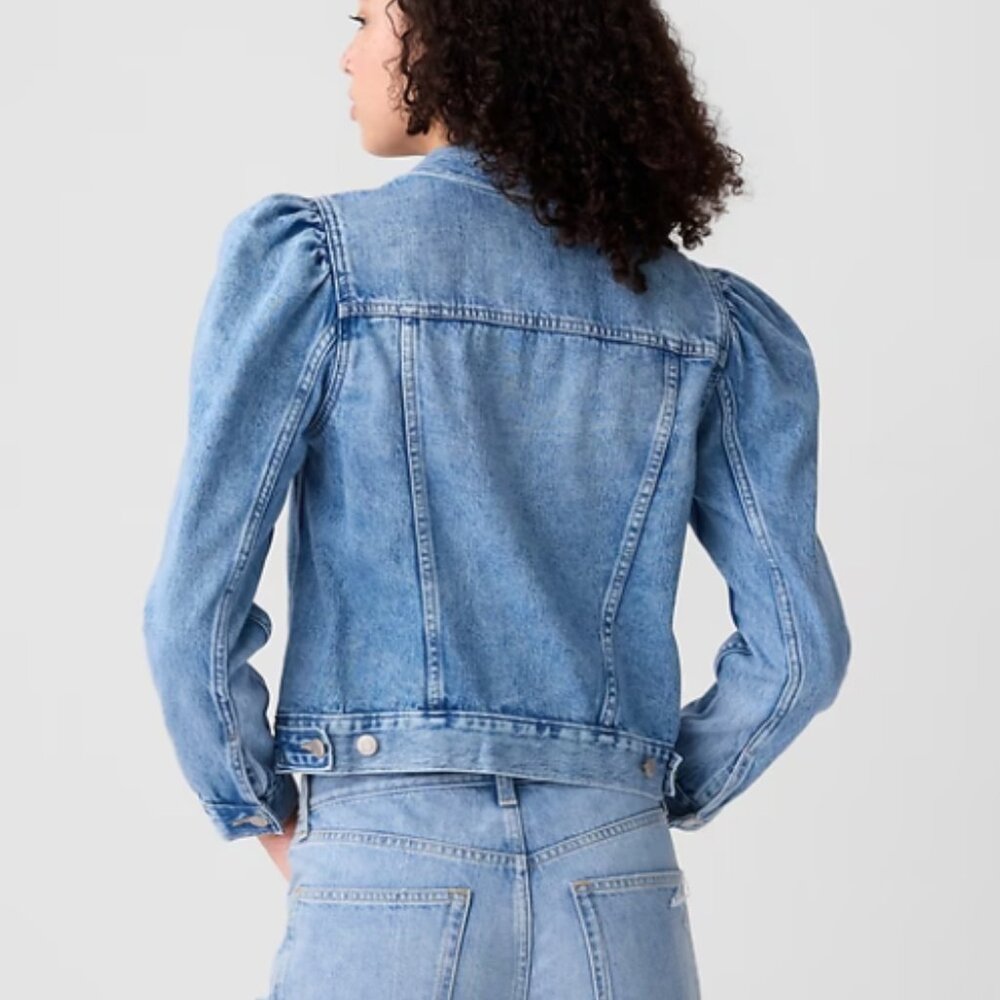 Gap Lightweight Jean Jacket - Picture 2 of 2